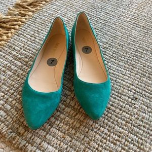 Nine West Green Pointy Flats Size 7, Brand New